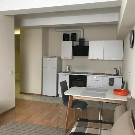 Apartamento метро берестейская, квартира студио ул. машиностроительная 39 *