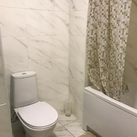 Apartamento метро берестейская, квартира студио ул. машиностроительная 39 Kiev